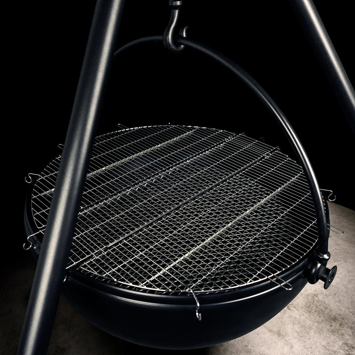 Cowboy Cauldron-The Ranch Boss® Fire Pit & Grill